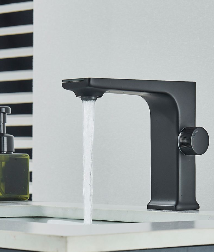 Smart Digital Basin Mixer – Temperature Display - Image 2